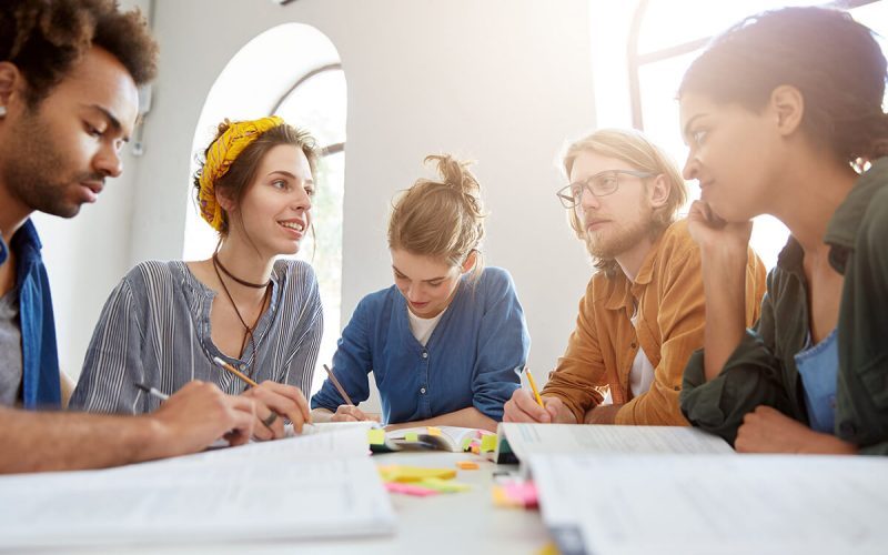 young-college-students-from-different-countries-LNFTU9D-rbaqb7dm4hll156m7zokdu9jl14hc68cpq0f5fzv60